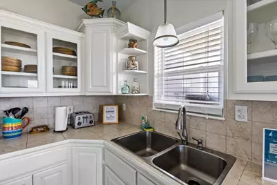 3240 Castle Drive, Crystal Beach, TX 77650 - Photo 17