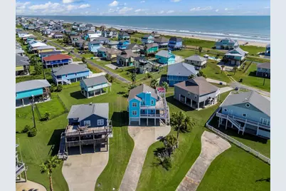 3240 Castle Drive, Crystal Beach, TX 77650 - Photo 7