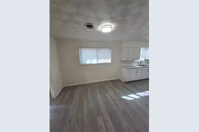 921 Poinsettia Drive, Lancaster, TX 75146 - Photo 3