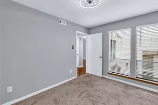 26 Oakbrook Dr, Lewisville, TX 75057 - Photo 19