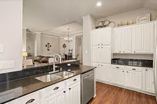 1029 Sun Ridge Dr, Flower Mound, TX 75028 - Photo 13