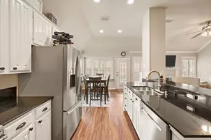 1029 Sun Ridge Dr, Flower Mound, TX 75028 - Photo 15