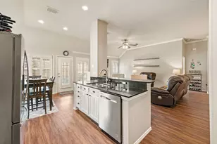 1029 Sun Ridge Dr, Flower Mound, TX 75028 - Photo 17