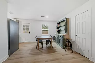 918 N Ricketts St, Sherman, TX 75092 - Photo 5