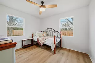 918 N Ricketts St, Sherman, TX 75092 - Photo 23