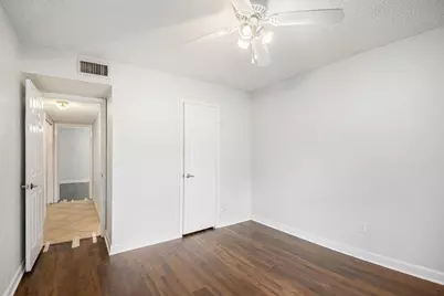 1934 Lost Creek Drive, Arlington, TX 76006 - Photo 19