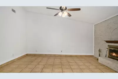 1934 Lost Creek Drive, Arlington, TX 76006 - Photo 7