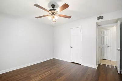 1934 Lost Creek Drive, Arlington, TX 76006 - Photo 17