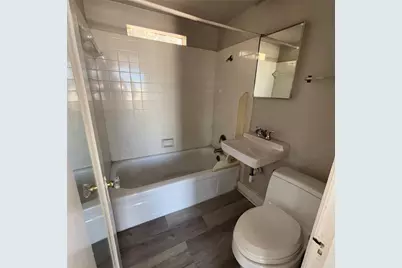 3529 W 7th Street #9, Fort Worth, TX 76107 - Photo 3