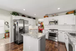 2018 Baker Dr, Corinth, TX 76210 - Photo 5