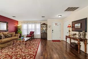 2018 Baker Dr, Corinth, TX 76210 - Photo 5