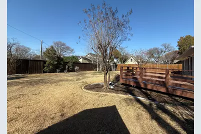 9933 Mixon Drive, Dallas, TX 75220 - Photo 3