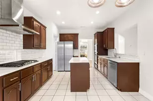 1228 Colby Ct, Irving, TX 75060 - Photo 11