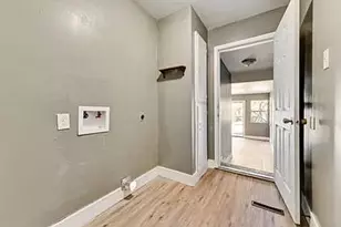 1313 W Shepherd St, Denison, TX 75020 - Photo 13