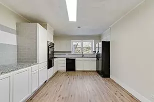 1313 W Shepherd St, Denison, TX 75020 - Photo 3