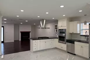 9942 Mixon Dr, Dallas, TX 75220 - Photo 9