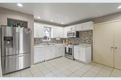 914 S Chatfield Street, Ennis, TX 75119 - Photo 7