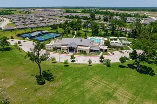 200 Sleepy Willow Ln, McKinney, TX 75071 - Photo 29