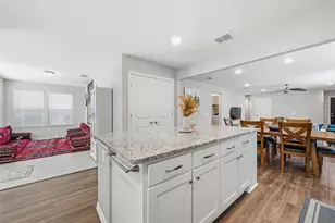 200 Sleepy Willow Ln, McKinney, TX 75071 - Photo 13