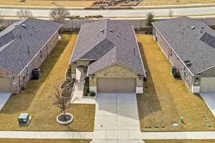 200 Sleepy Willow Ln, McKinney, TX 75071 - Photo 1