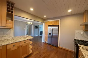 9941 Mixon Dr, Dallas, TX 75220 - Photo 3