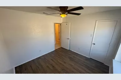 2406 Villanova Street, Arlington, TX 76018 - Photo 7