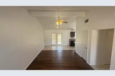 2406 Villanova Street, Arlington, TX 76018 - Photo 3