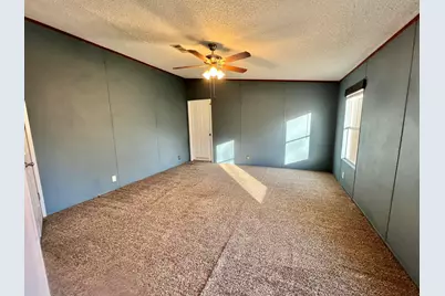 1085 Highland Circle, Springtown, TX 76082 - Photo 11