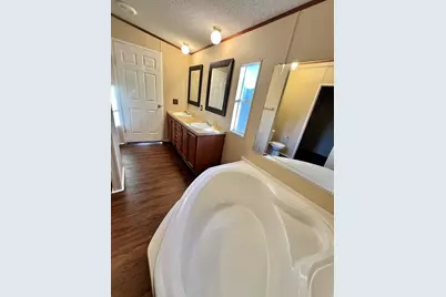 1085 Highland Circle, Springtown, TX 76082 - Photo 13