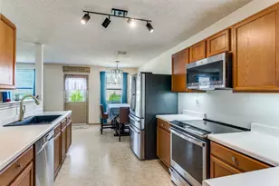 329 Indian Blanket Dr, Burleson, TX 76028 - Photo 15