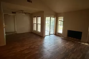 6050 Melody Ln, Dallas, TX 75231 - Photo 19