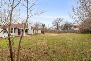 2105 Sexton Dr, Arlington, TX 76015 - Photo 21