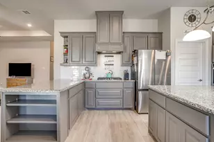 1224 Palo Duro Ct, Burleson, TX 76028 - Photo 17