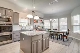 1224 Palo Duro Ct, Burleson, TX 76028 - Photo 5