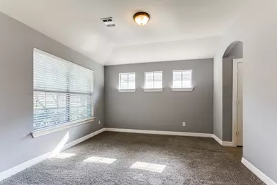 4709 Brighton Drive, McKinney, TX 75070 - Photo 3