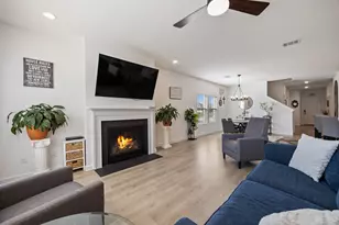 2233 Maple Ridge Dr, Van Alstyne, TX 75495 - Photo 11