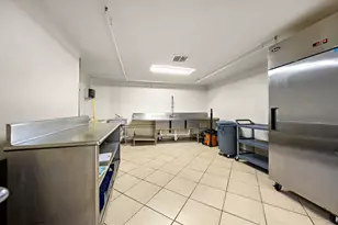 520 Elm St, Waco, TX 76704 - Photo 35