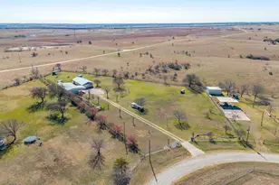 235 S Skyline Ct, Cresson, TX 76035 - Photo 3