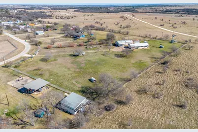 235 S Skyline Court, Cresson, TX 76035 - Photo 5