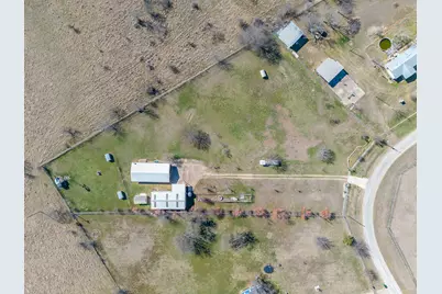 235 S Skyline Court, Cresson, TX 76035 - Photo 9