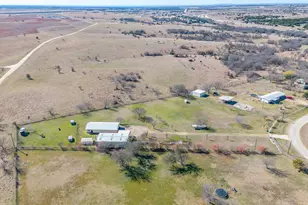 235 S Skyline Ct, Cresson, TX 76035 - Photo 7