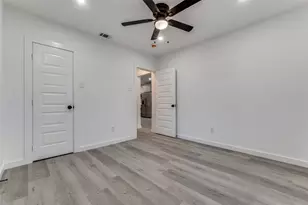 3242 Pine St, Dallas, TX 75215 - Photo 17