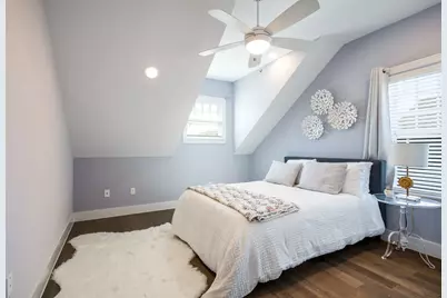 653 Culpepper Place, Dallas, TX 75208 - Photo 21