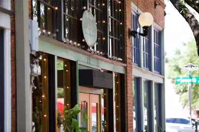 653 Culpepper Place, Dallas, TX 75208 - Photo 33