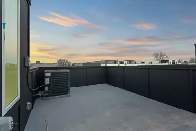 2101 N Prairie Avenue #201, Dallas, TX 75204 - Photo 23