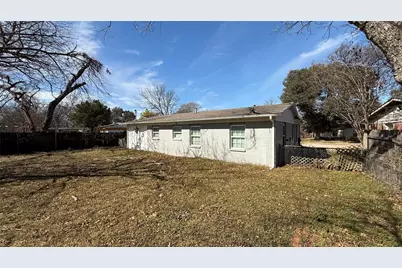 1202 Valley View Drive, Arlington, TX 76010 - Photo 15