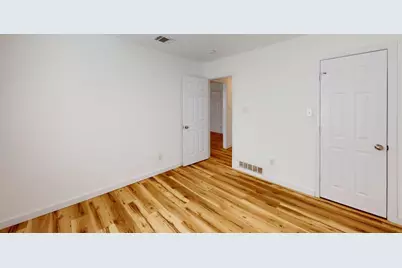 1202 Valley View Drive, Arlington, TX 76010 - Photo 11