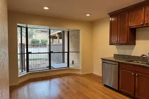 4422 Westdale Ct, Fort Worth, TX 76109 - Photo 5