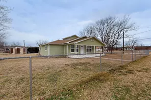 400 S Oak St, Ranger, TX 76470 - Photo 3