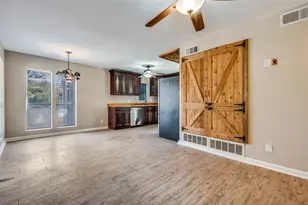 103 E 8th St, Denton, TX 76208 - Photo 5